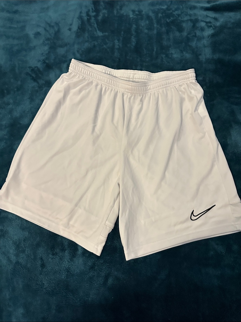 Nike Men’s White Athletic Shorts with Black Swoosh